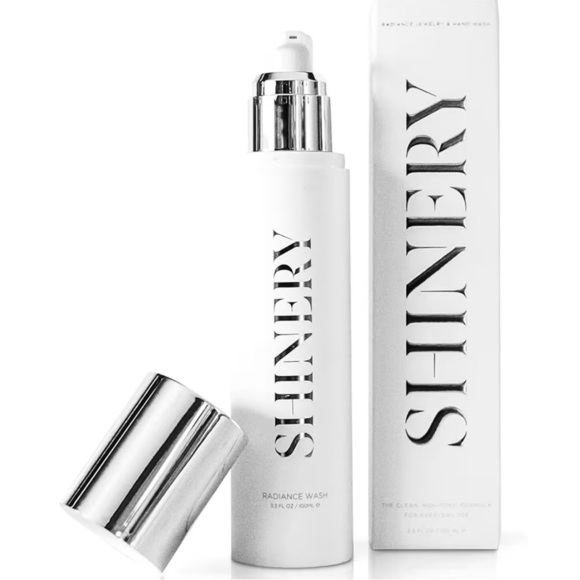 shinery Other - Radiance Wash - White and Silver